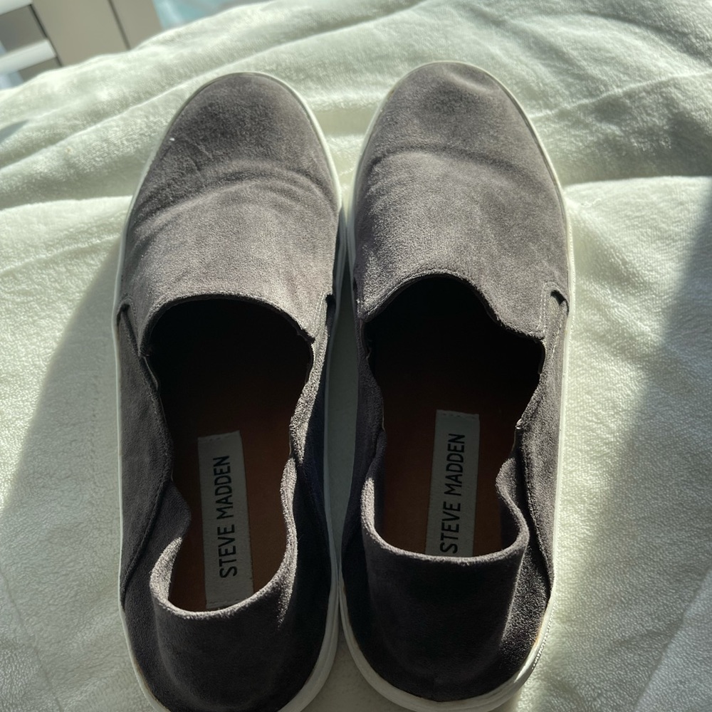 Steve Madden Slip Ons